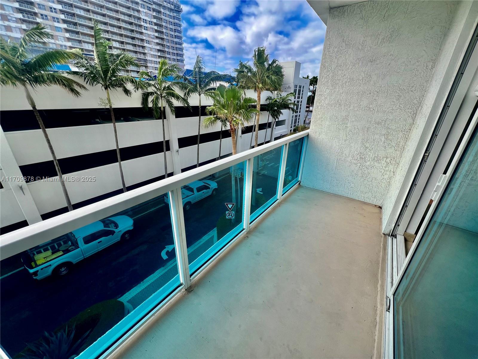 OCEAN MARINE YACHT CLUB C - Residential