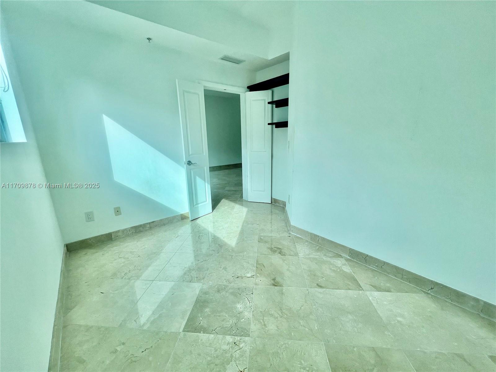 OCEAN MARINE YACHT CLUB C - Residential
