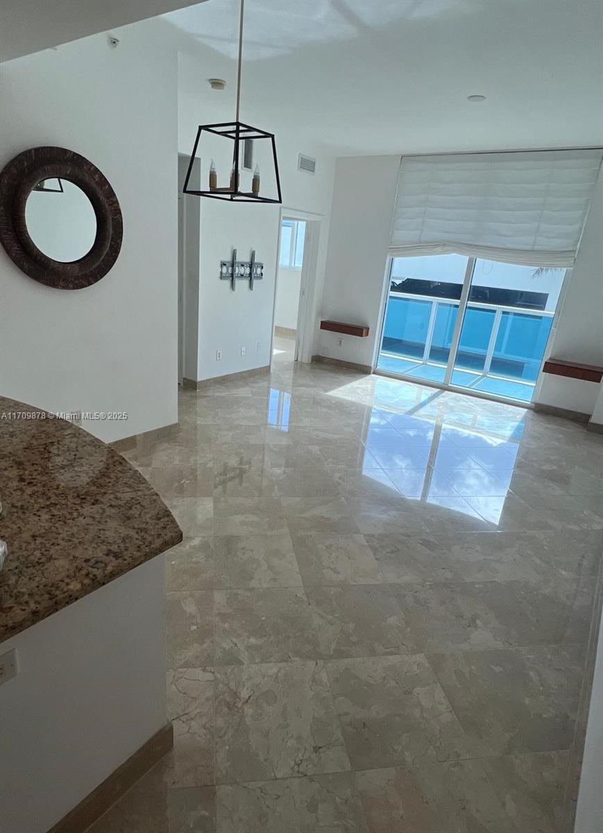 OCEAN MARINE YACHT CLUB C - Residential