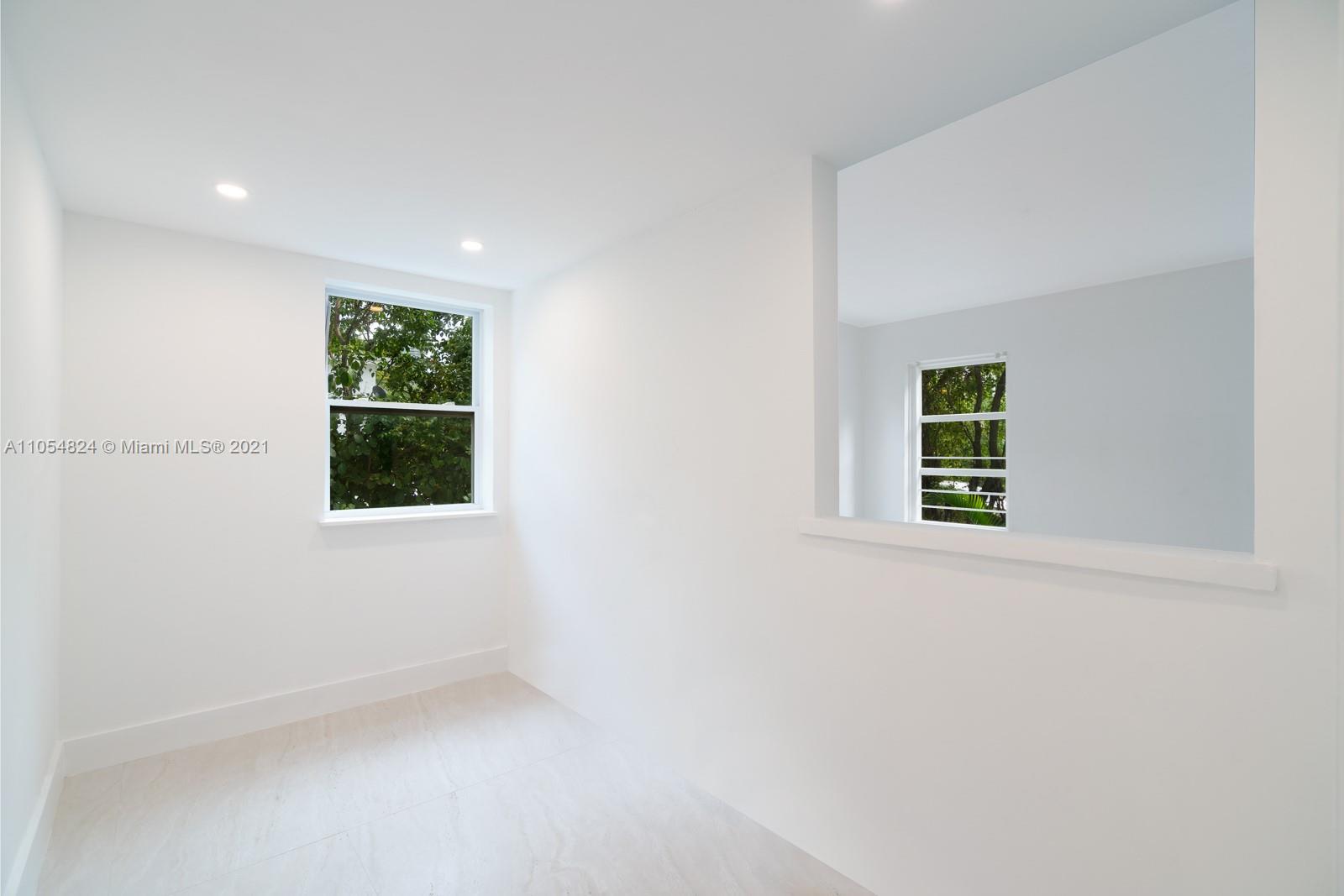 LENOX MANOR - Residential Income