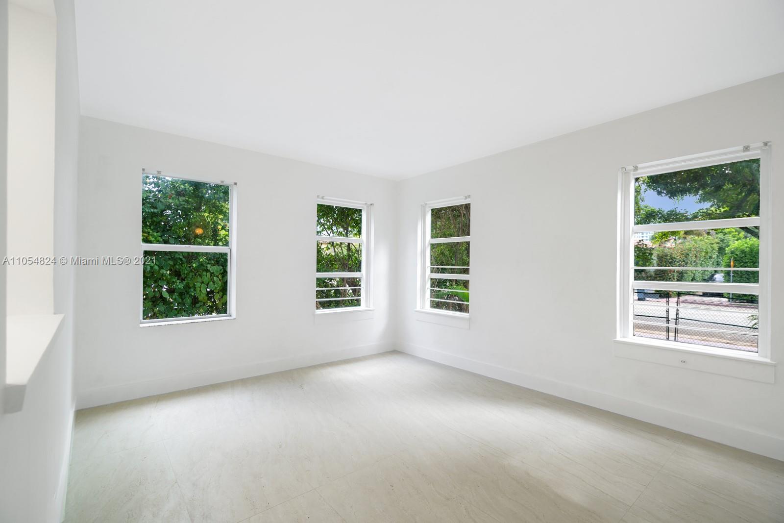 LENOX MANOR - Residential Income