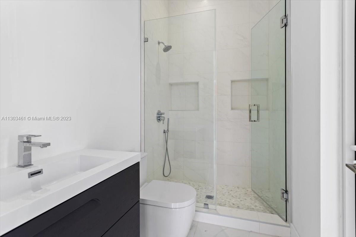VANDERBILT PARK AMD PL - Residential