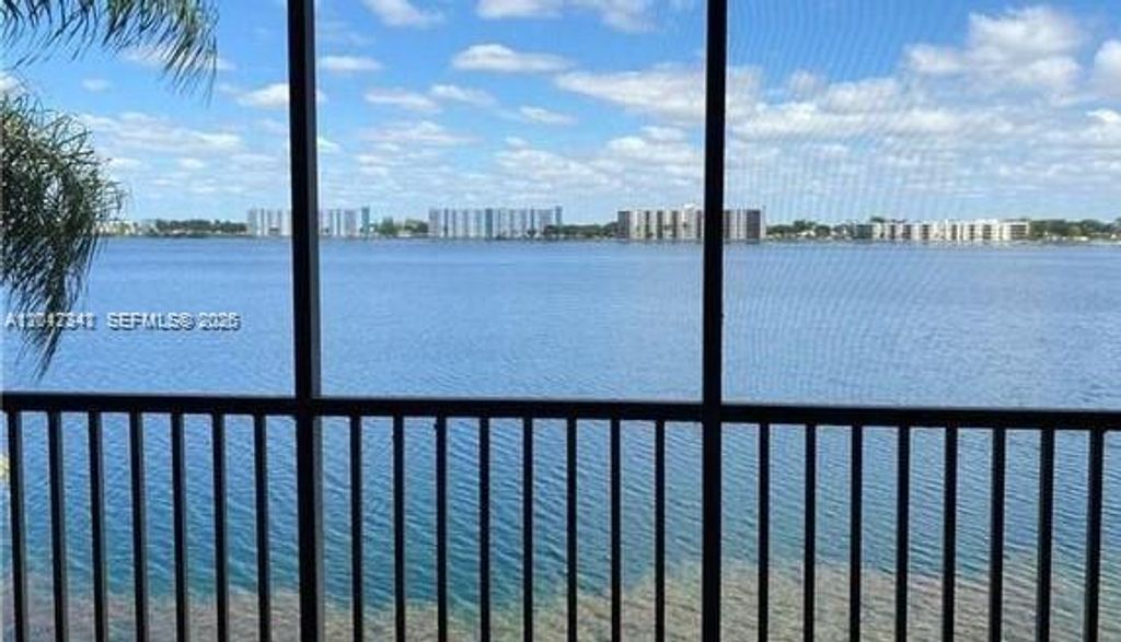 Photo of 117 Lake Emerald Dr #308, Oakland Park, FL 33309 (MLS # A12017341)