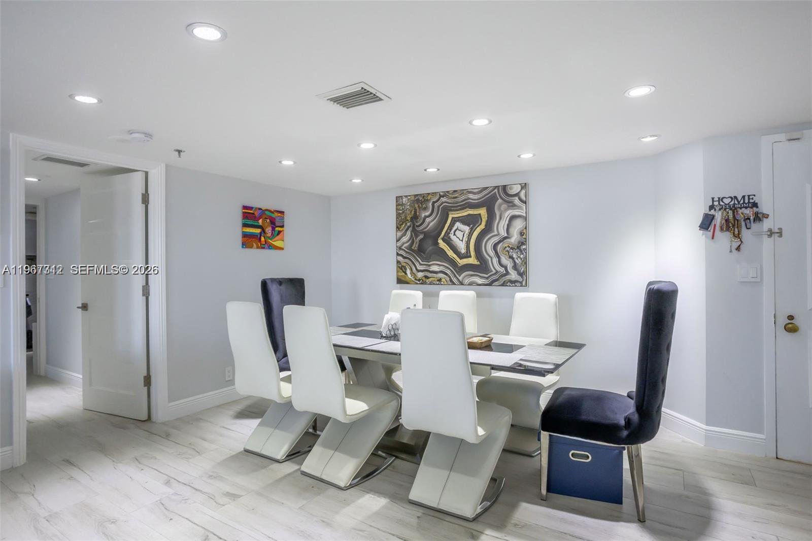 ANCHOR BAY CLUB CONDO - Residential