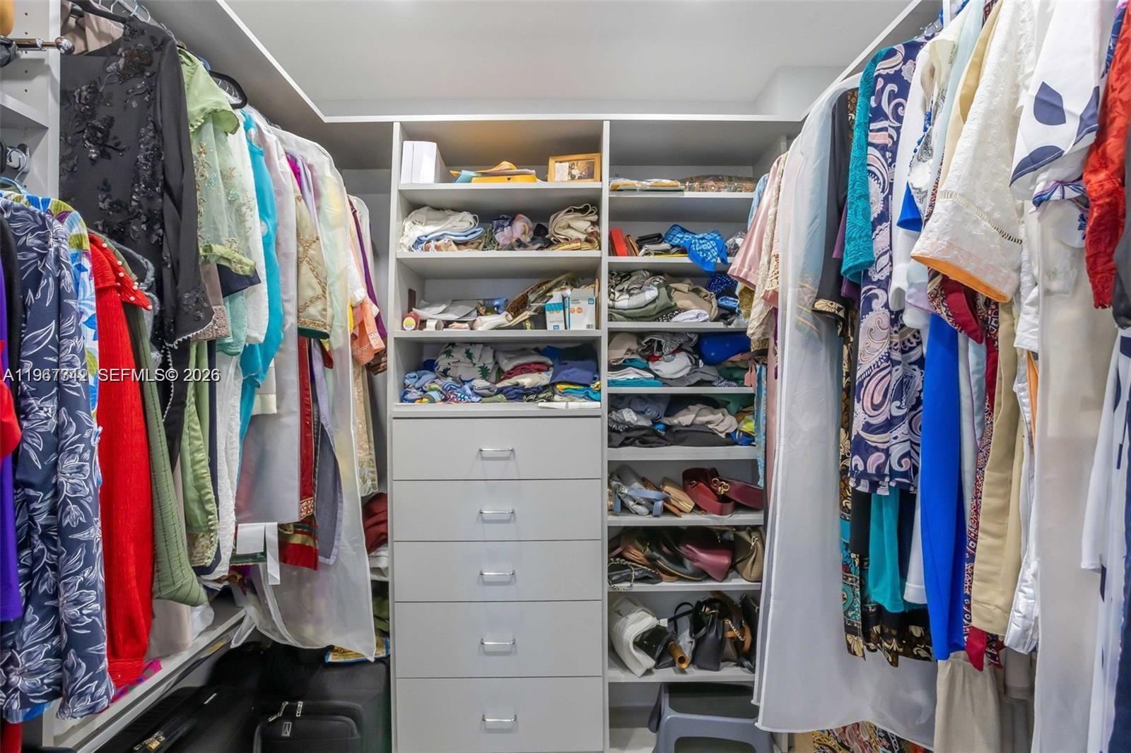 ANCHOR BAY CLUB CONDO - Residential