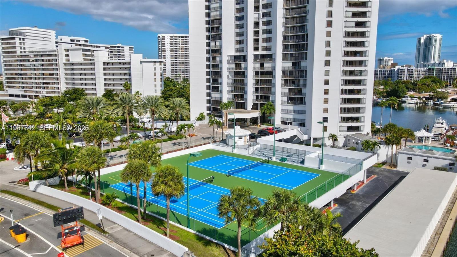 ANCHOR BAY CLUB CONDO - Residential