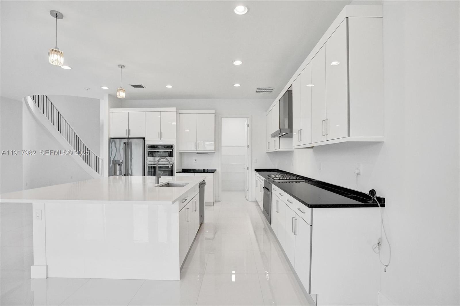 BRIDGES MIZNER PUD BRIDGE - Residential Lease