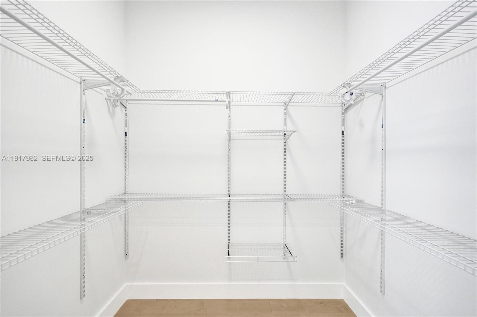 BRIDGES MIZNER PUD BRIDGE - Residential Lease