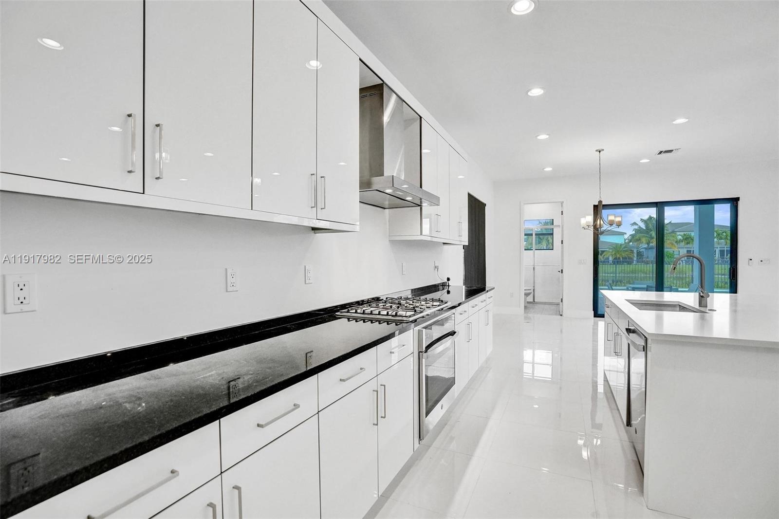 BRIDGES MIZNER PUD BRIDGE - Residential Lease