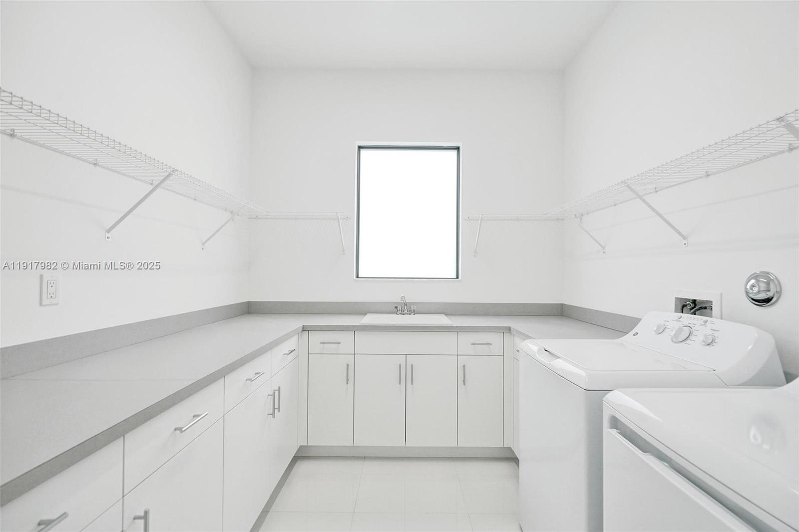 BRIDGES MIZNER PUD BRIDGE - Residential Lease