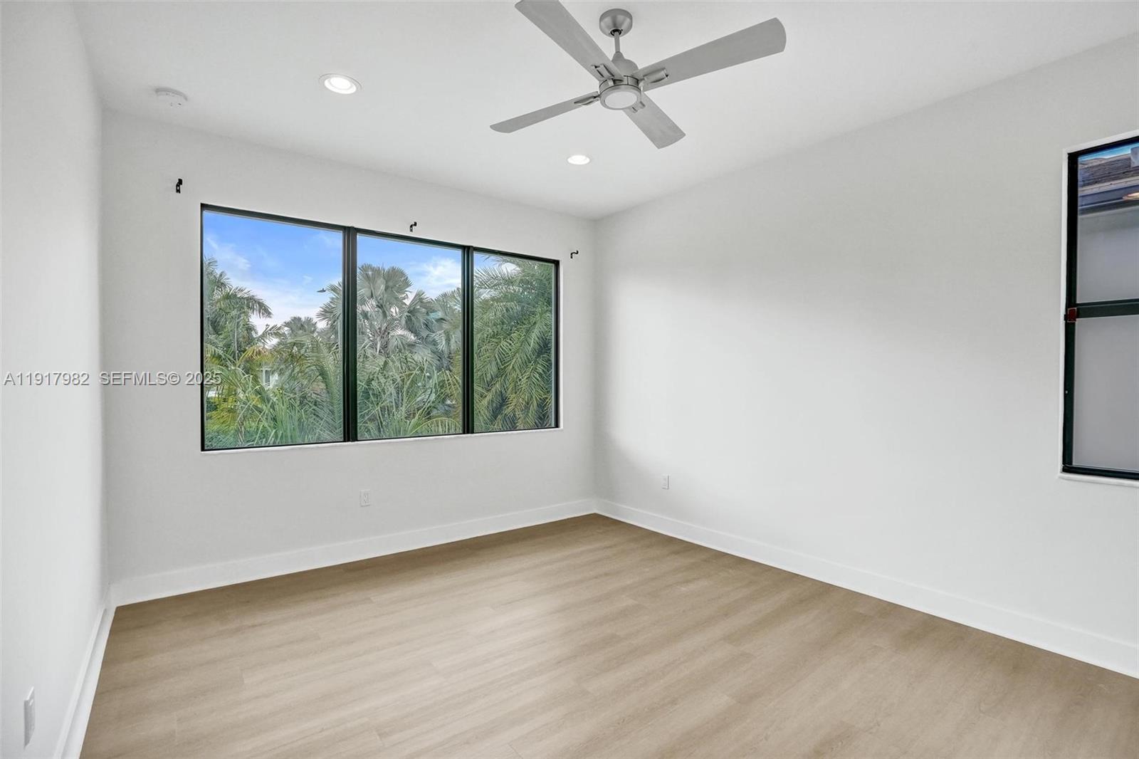 BRIDGES MIZNER PUD BRIDGE - Residential Lease