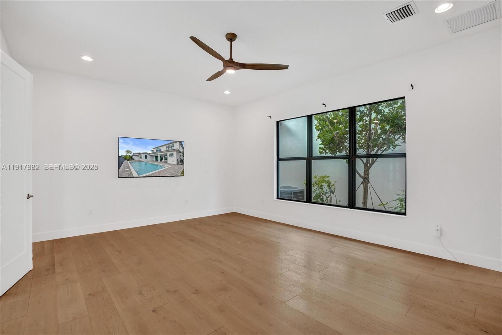 BRIDGES MIZNER PUD BRIDGE - Residential Lease