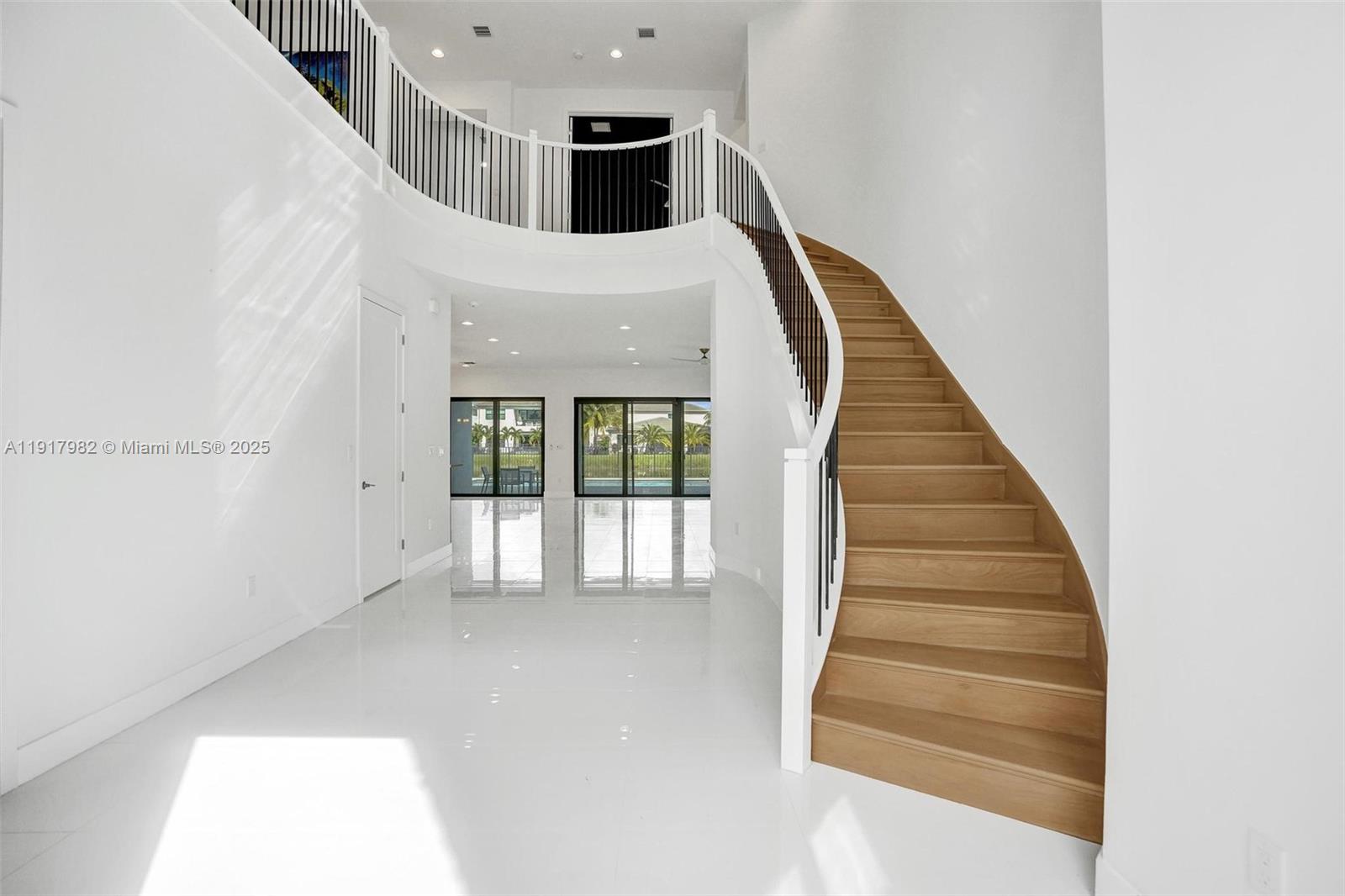 BRIDGES MIZNER PUD BRIDGE - Residential Lease