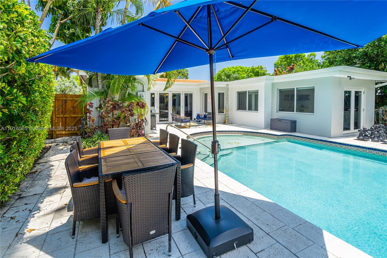 SKYKNOLL ESTATES REPLAT - Residential