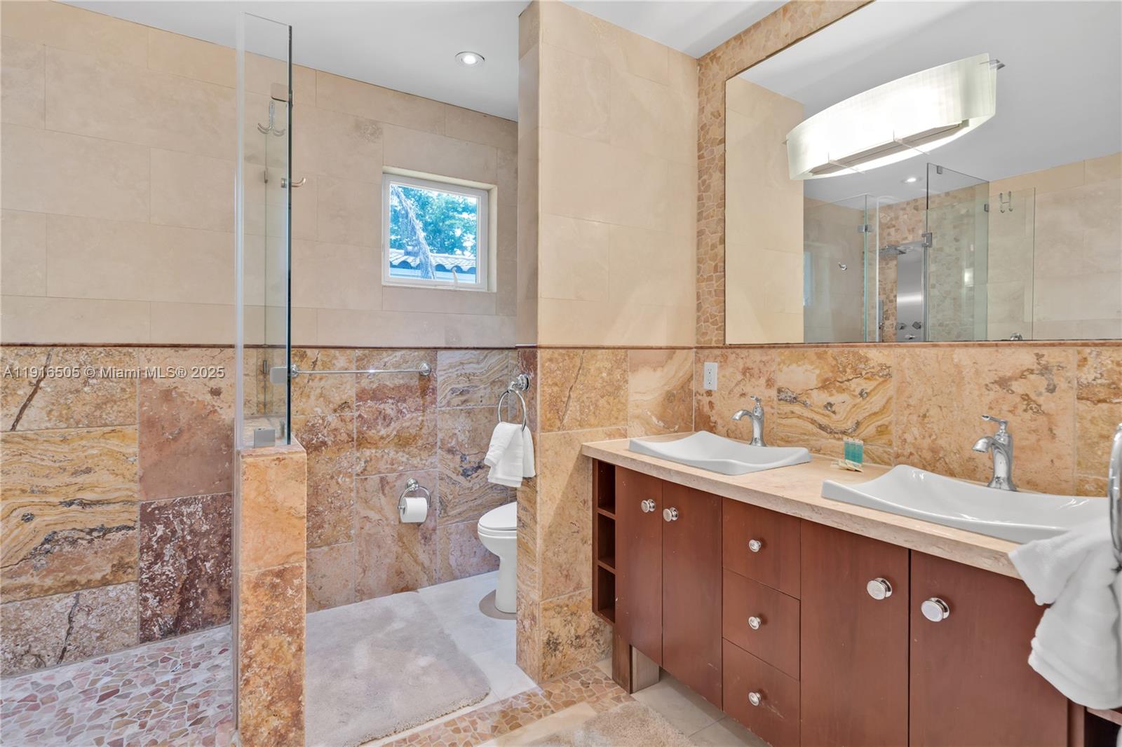 SKYKNOLL ESTATES REPLAT - Residential