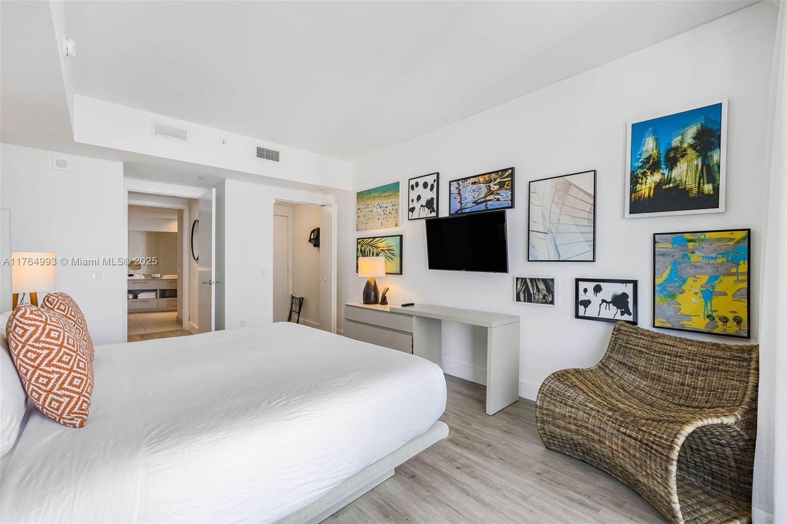 4111 SOUTH OCEAN DRIVE CO - Residential