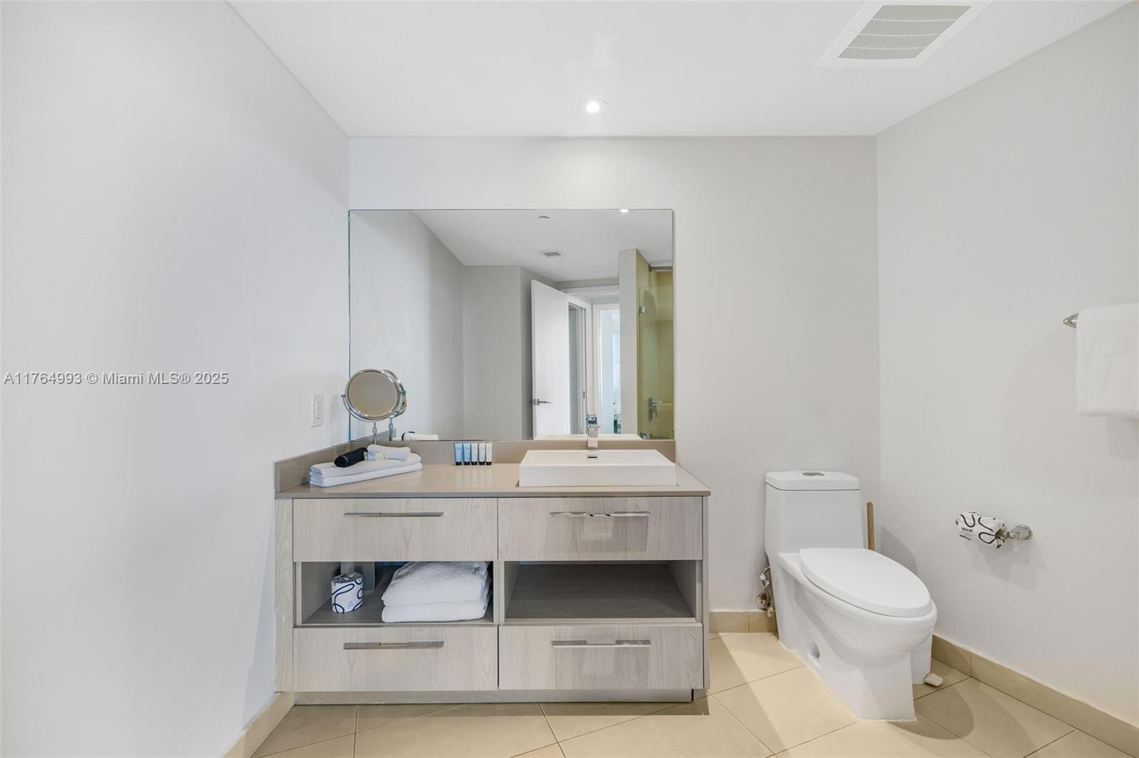 4111 SOUTH OCEAN DRIVE CO - Residential