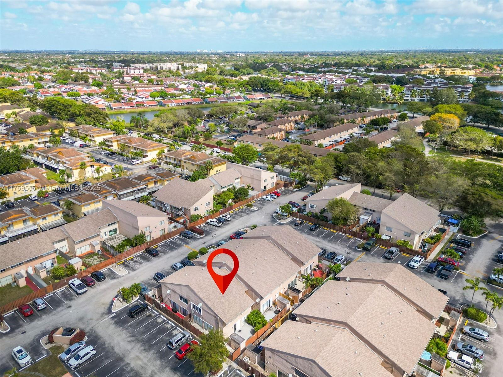 LAKE & TENNIS VILLAS PH 1 - Residential