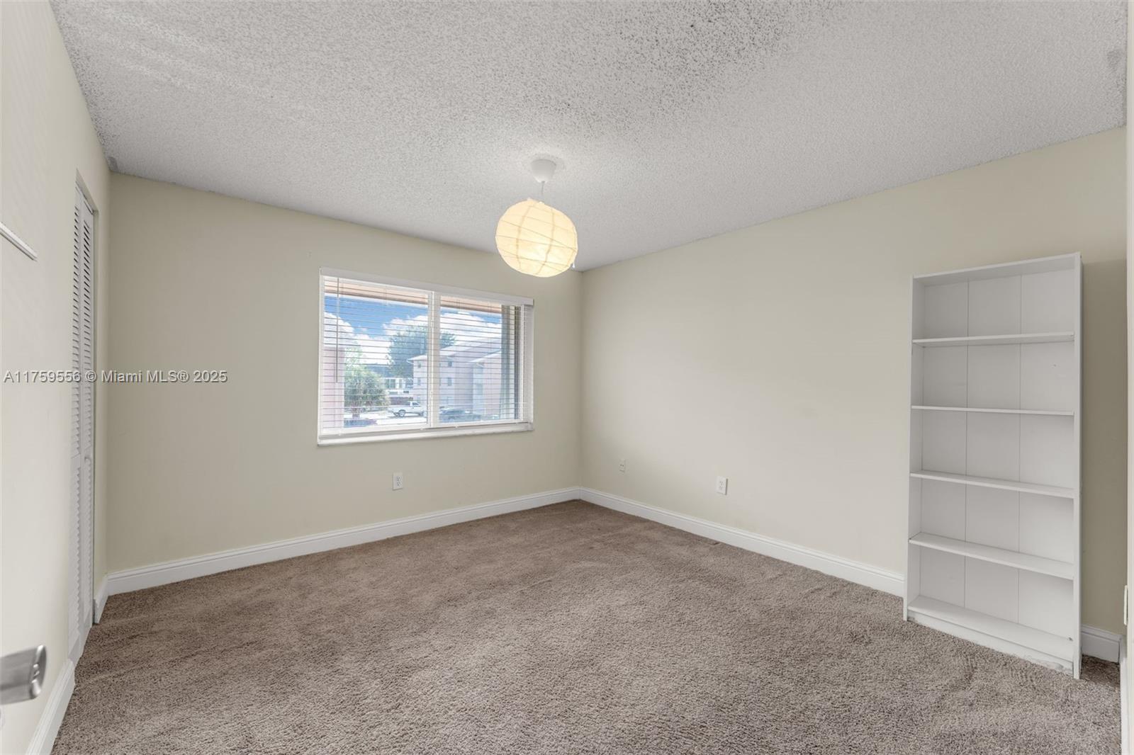 LAKE & TENNIS VILLAS PH 1 - Residential