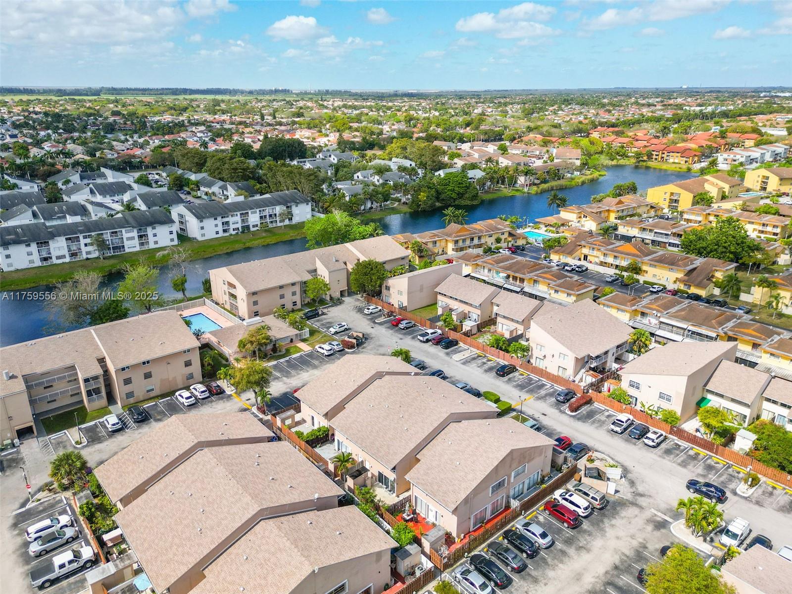 LAKE & TENNIS VILLAS PH 1 - Residential