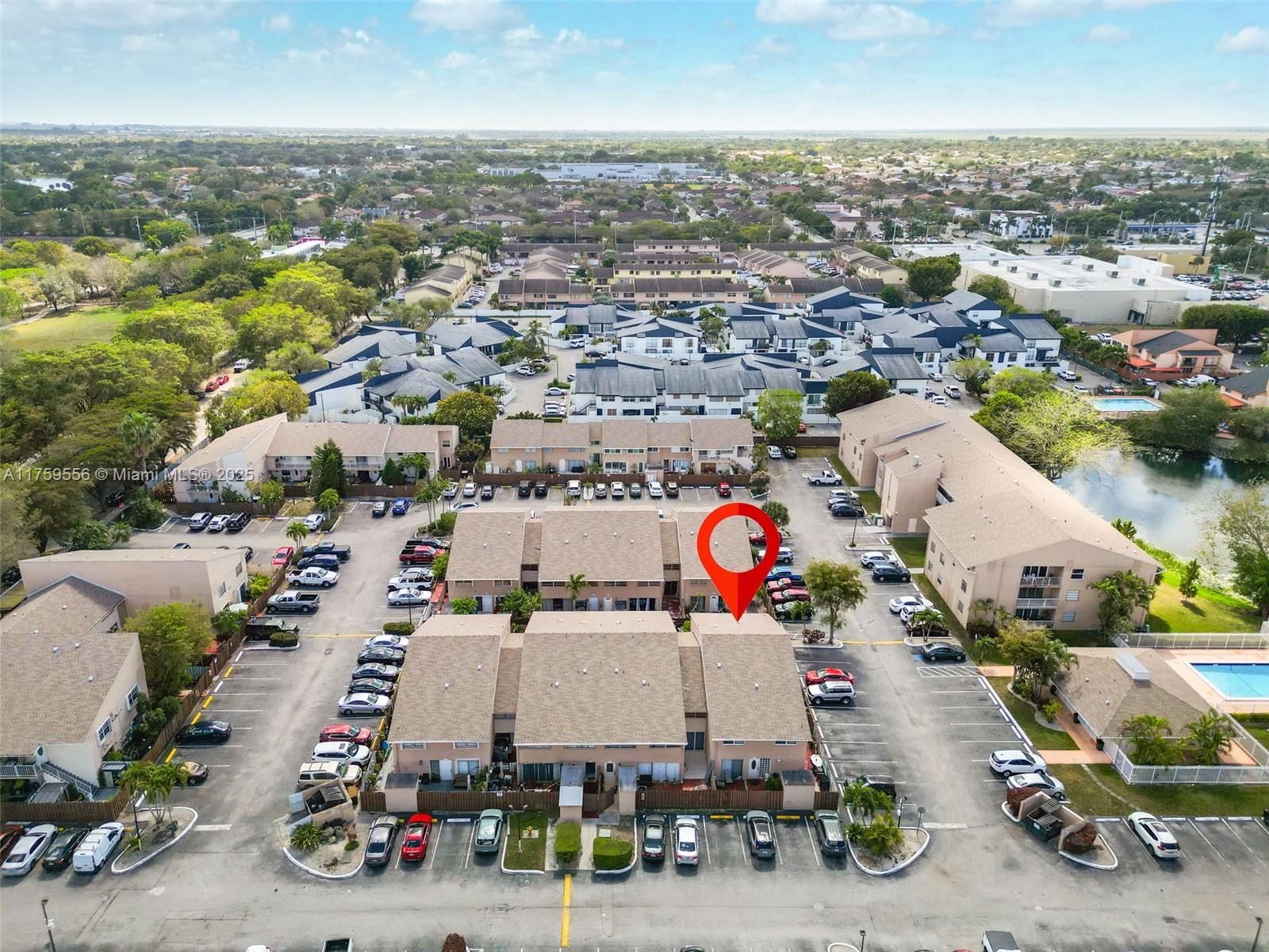 LAKE & TENNIS VILLAS PH 1 - Residential