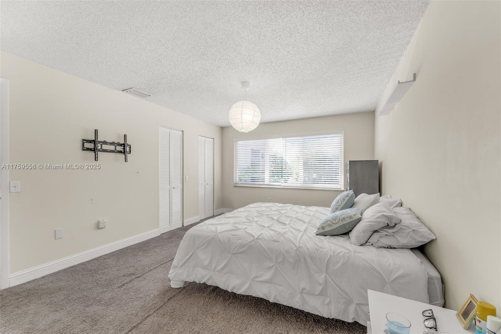 LAKE & TENNIS VILLAS PH 1 - Residential