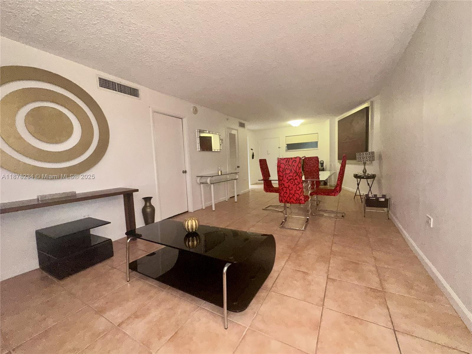 1881 Washington Ave 6H