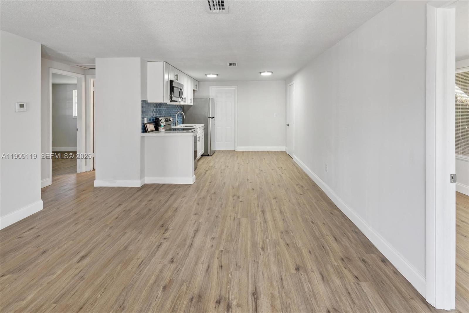 SUNN LAKES - Residential Income