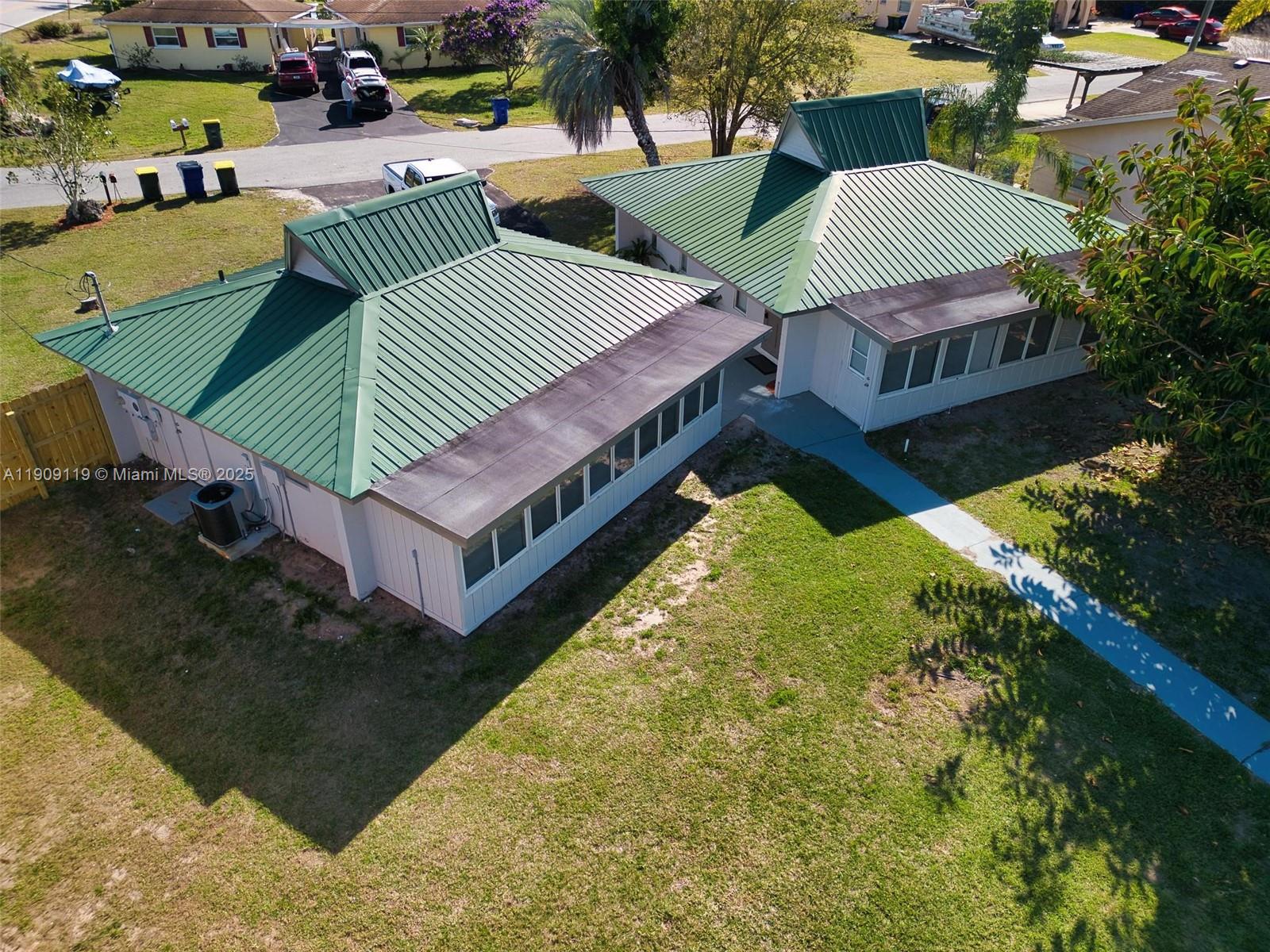 SUNN LAKES - Residential Income