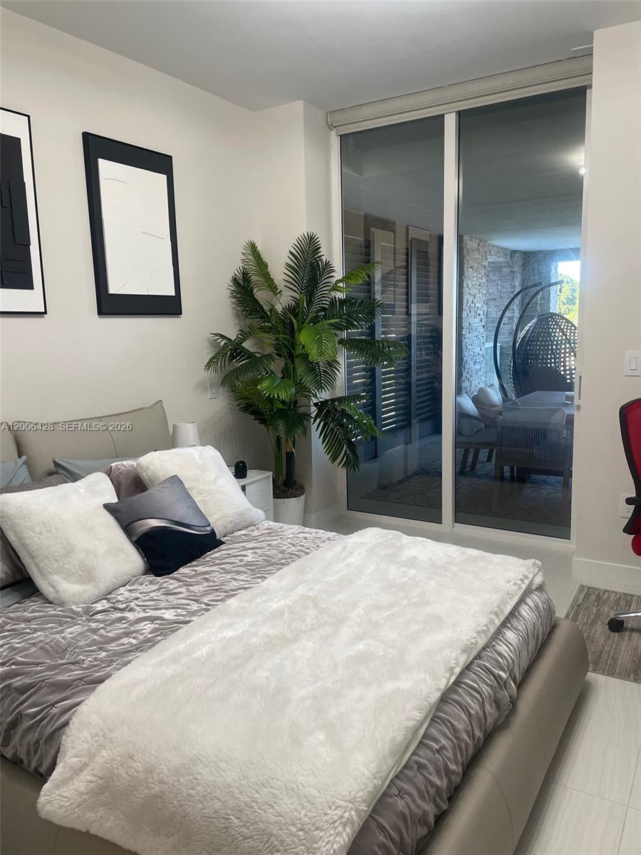 ALINA 220 BOCA RATON COND - Residential