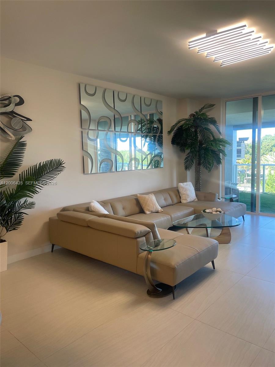 ALINA 220 BOCA RATON COND - Residential