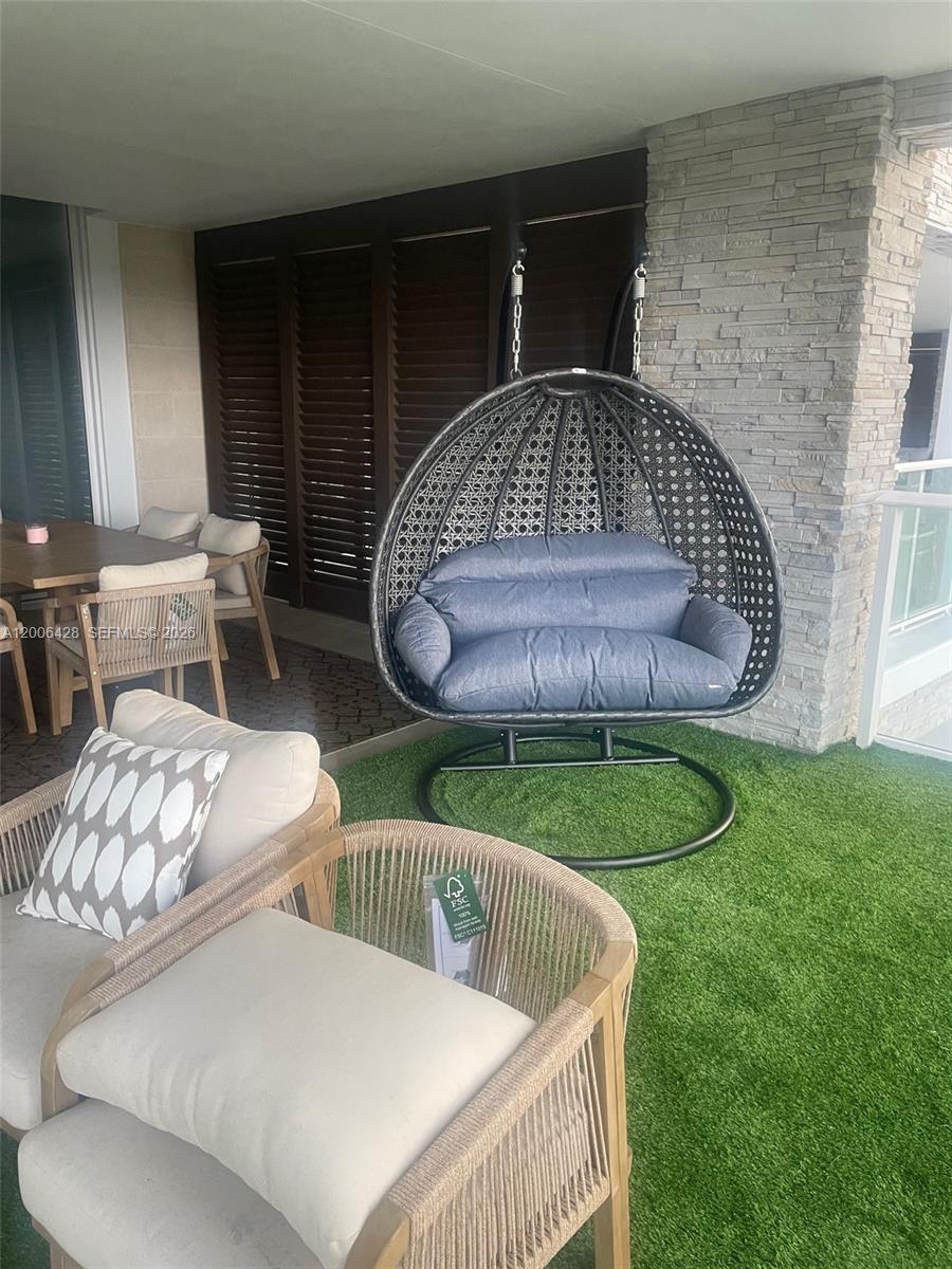 ALINA 220 BOCA RATON COND - Residential