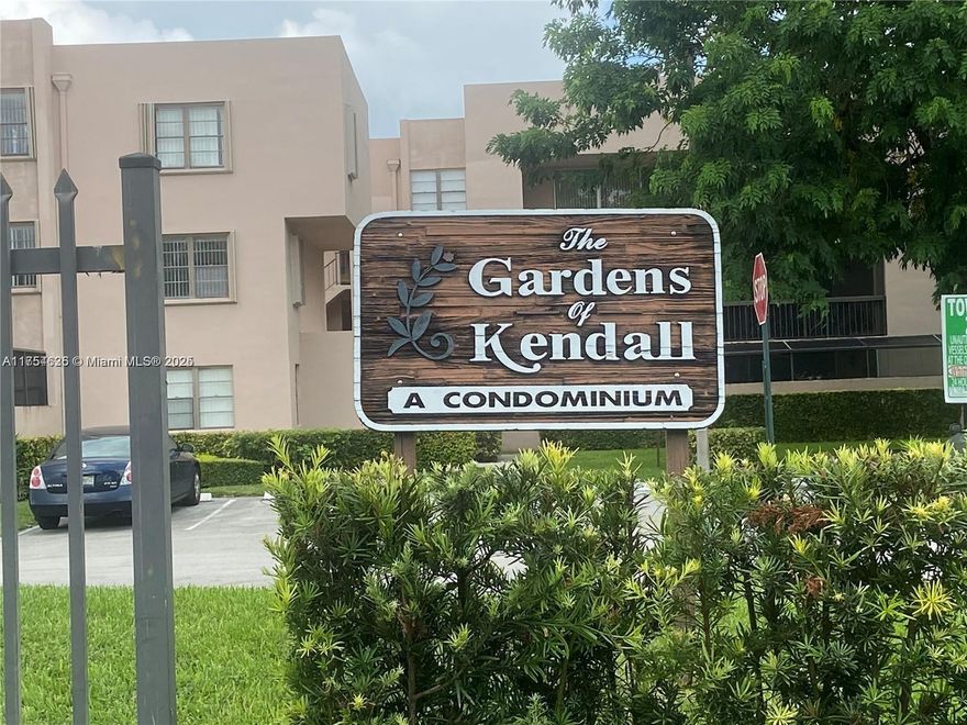 BEAUTIFUL 2BD, 2BATH CONDO ON THE SECOND FLOOR, TILE FLOORS THROUGHOUT THE UNIT. KITCHEN HAS GRANITE COUNTER TOPS, RECENTLY PAINTED OPEN FLOOR PLAN MANY AMENITIES: CLUB HOUSE, CHILDRENS PLAYAREA, COMMUNITY POOL. NEAR TO MIAMI DADE COLLEGE KENDALL. EXCELLENT LOCATION CLOSE TO SCHOOLS, RESTAURANTS AND SHOPPING CENTER. NEAR HIGHWAYS AND PUBLIC TRANSPORTATION!!