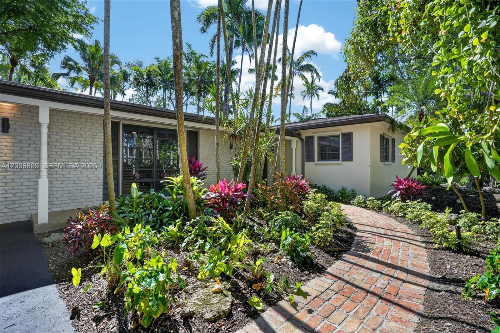 CORAL REEF ESTATES - Residential