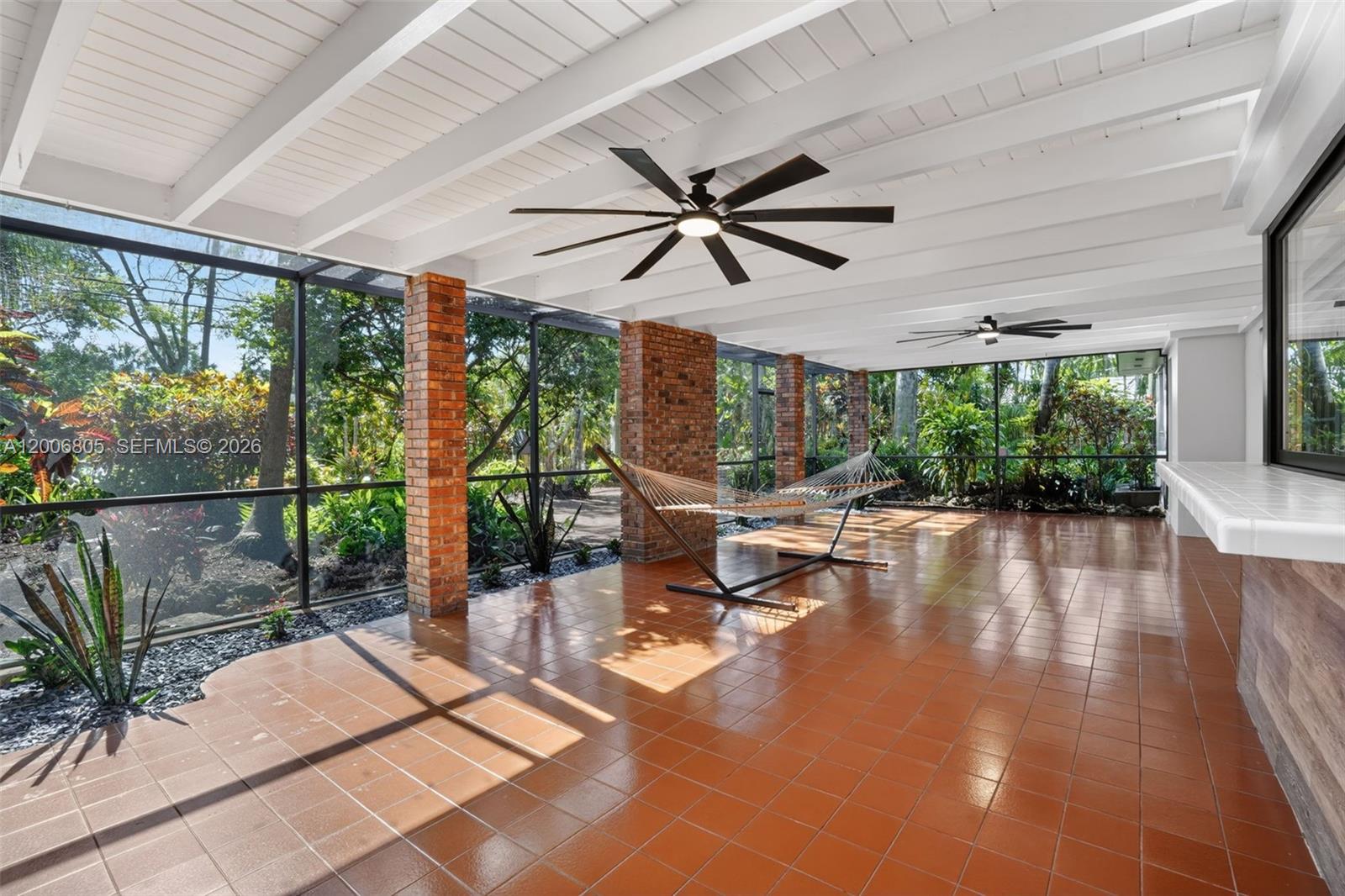 CORAL REEF ESTATES - Residential
