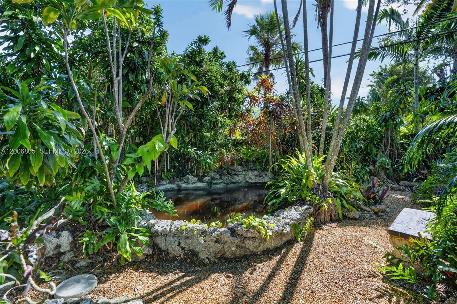 CORAL REEF ESTATES - Residential
