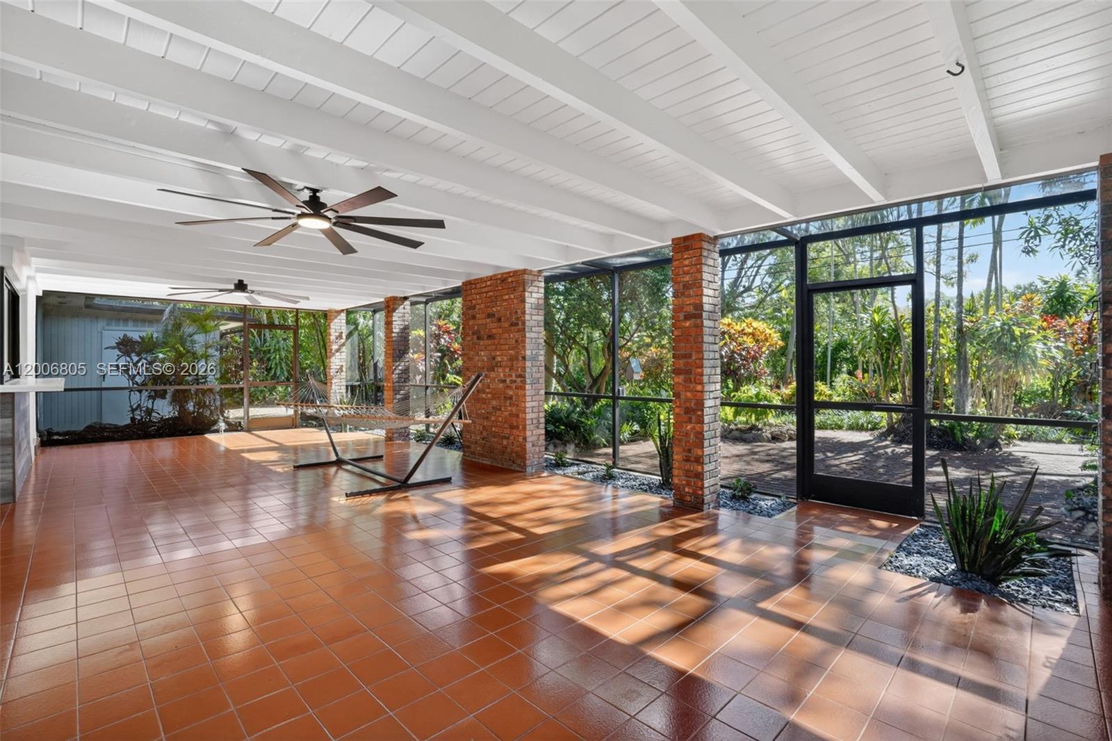 CORAL REEF ESTATES - Residential