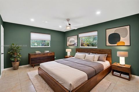 Tiny photo for 15821 SW 86th Ave, Palmetto Bay, FL 33157 (MLS # A12006805)