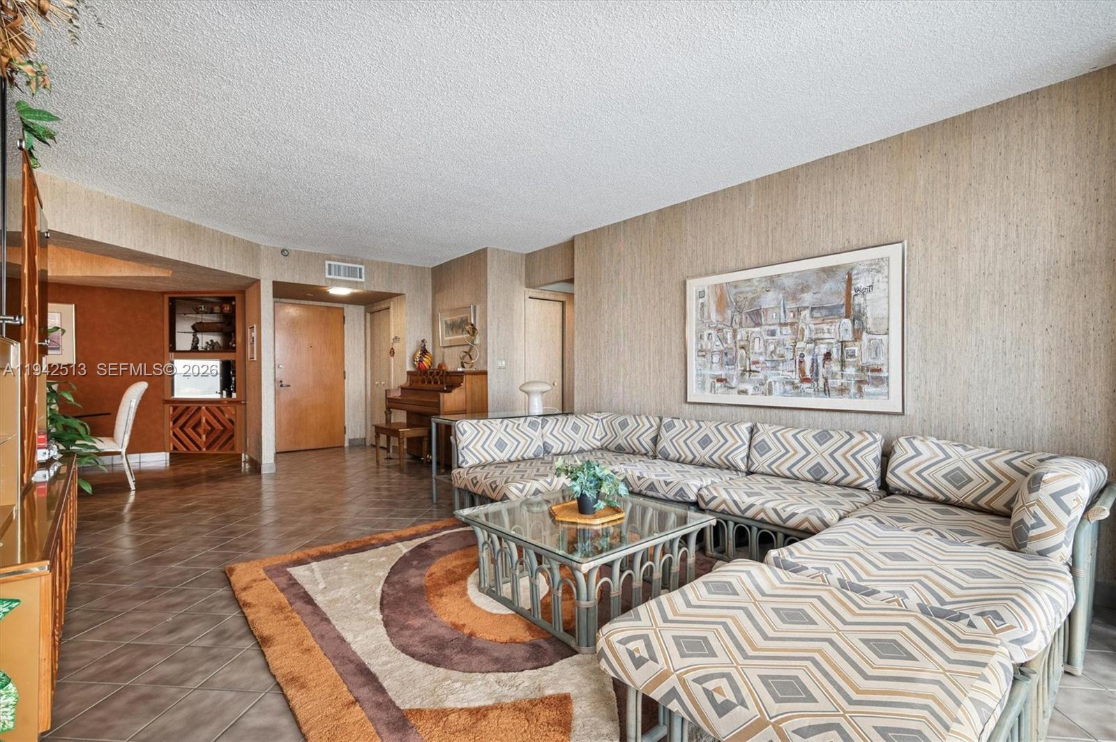 TURNBERRY ISLE - Residential