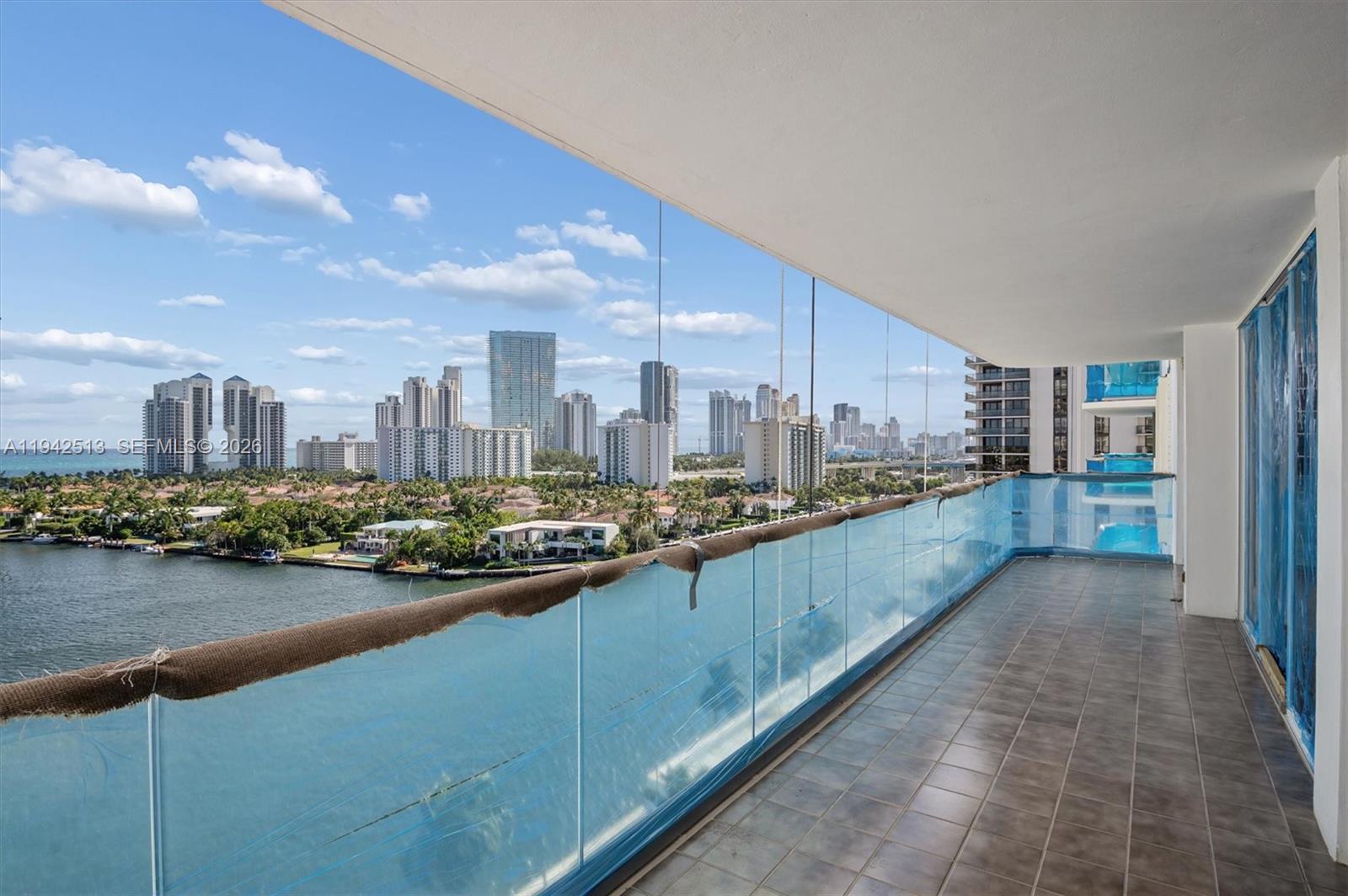 TURNBERRY ISLE - Residential