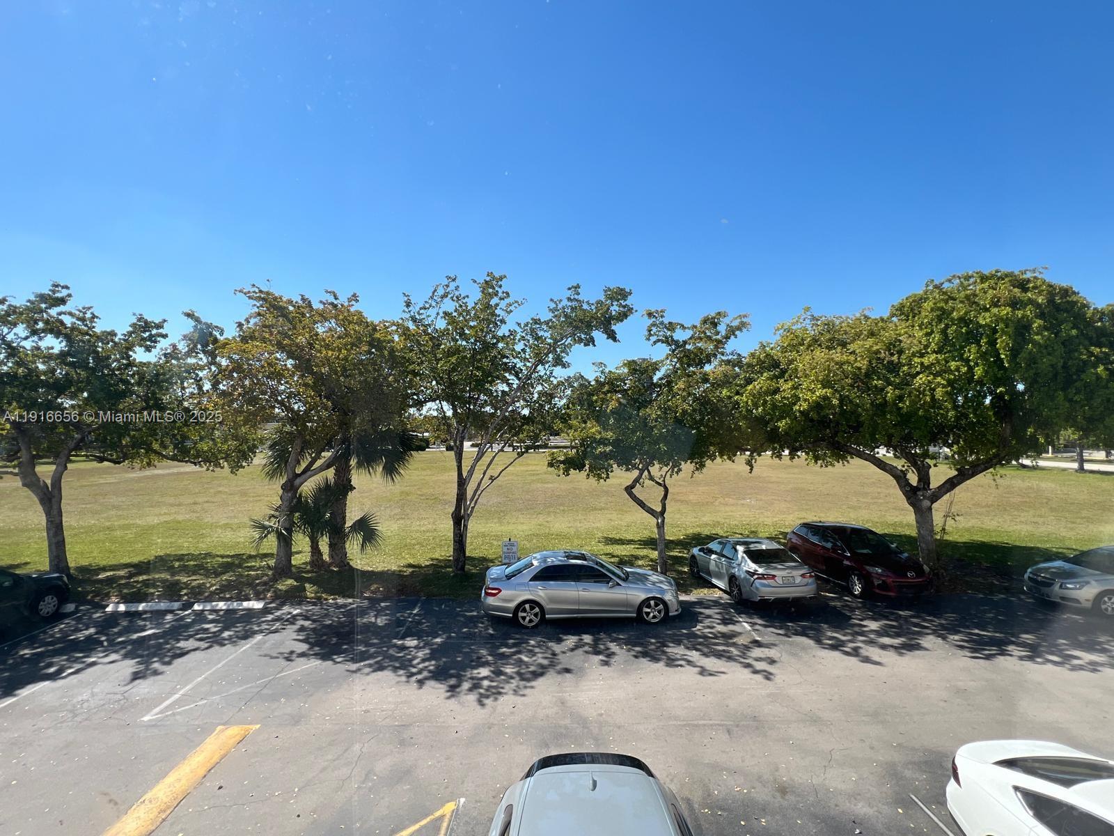 PARADISE BY THE SEA CONDO - Residential Lease