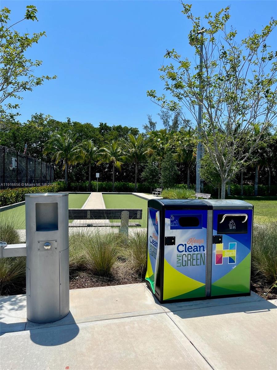 PARADISE BY THE SEA CONDO - Residential Lease