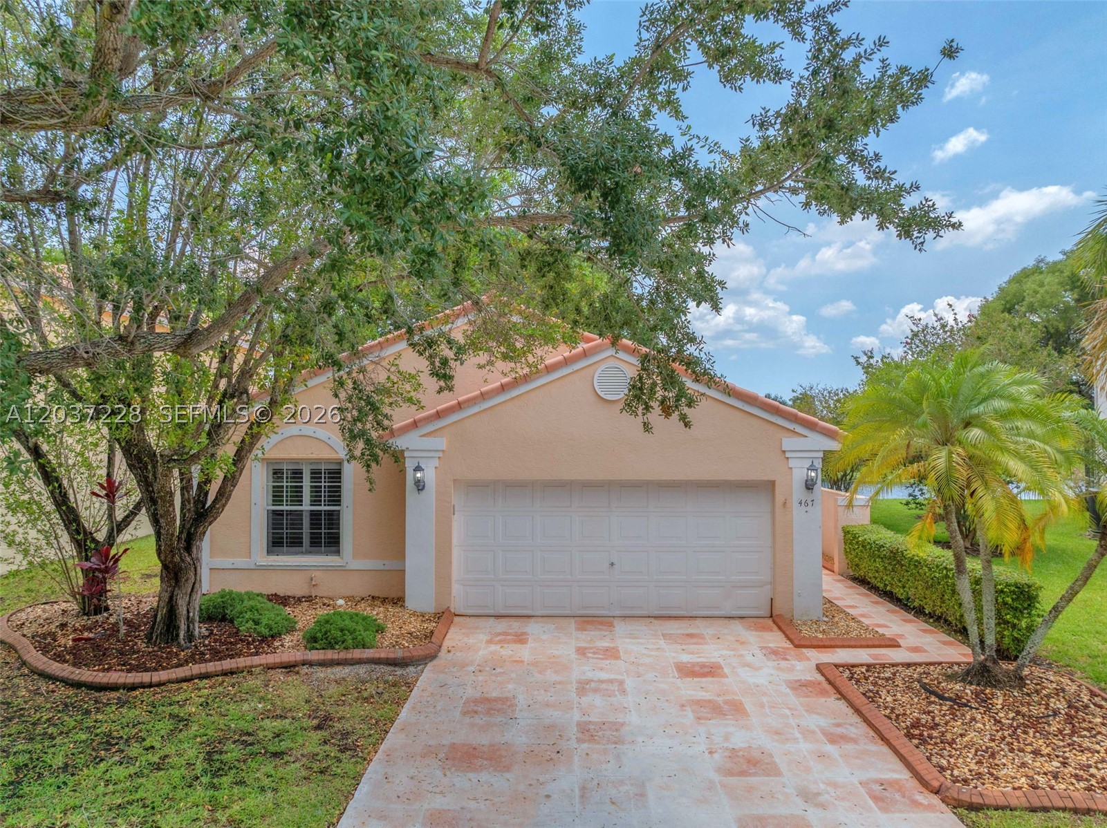 467 SW 191st Terrace