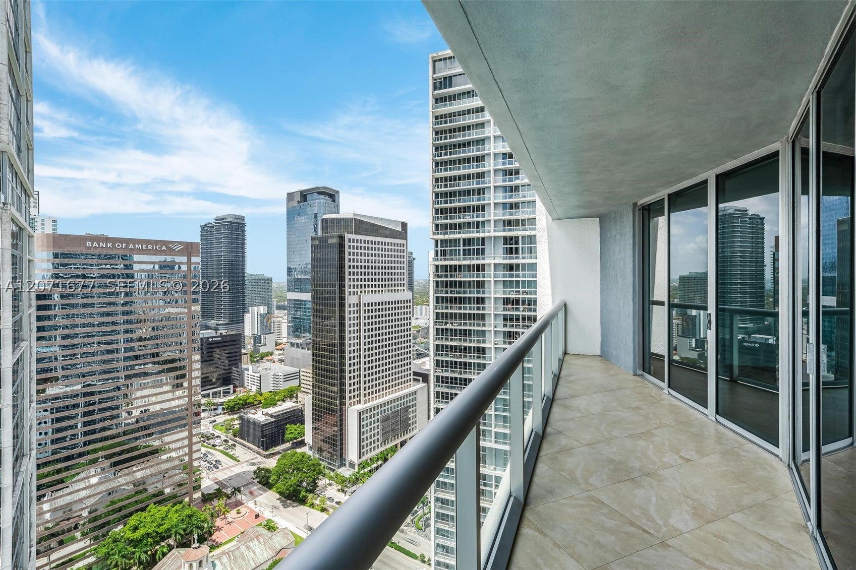 475 Brickell Ave 3811