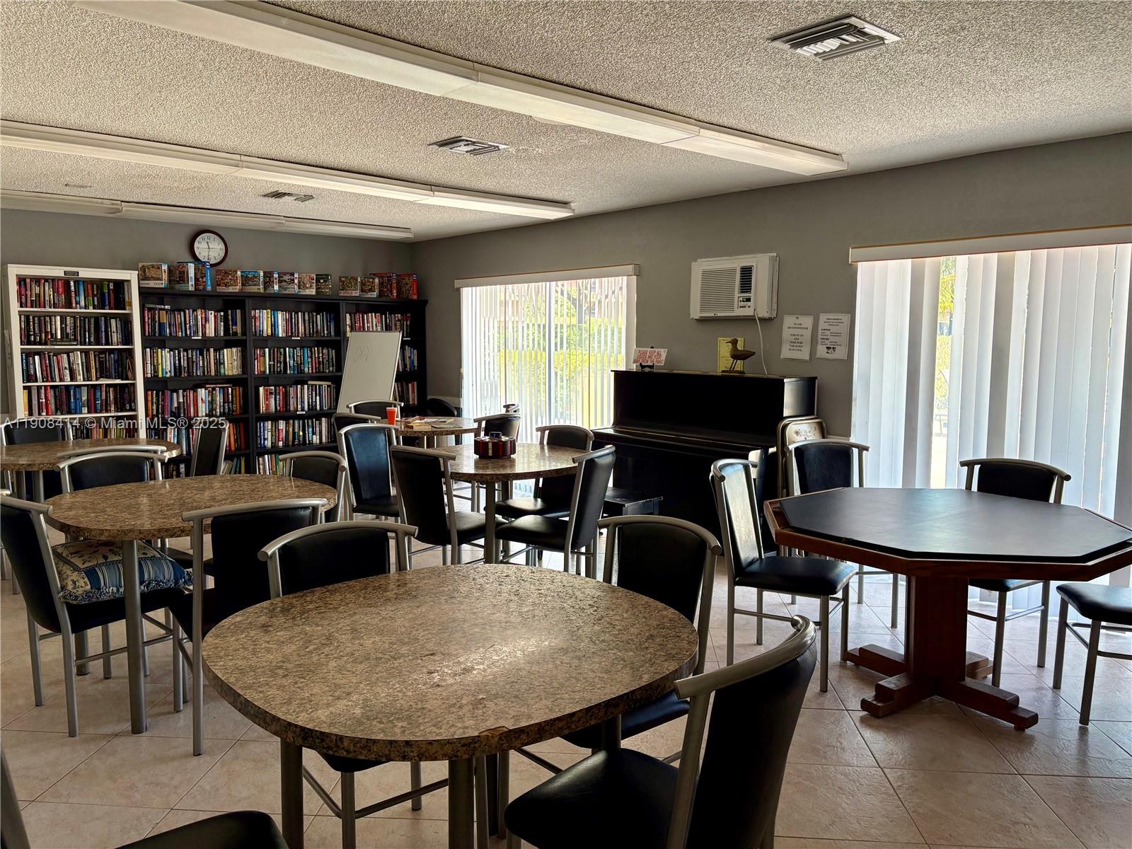 ORIOLE GARDENS THREE 90 C - Residential