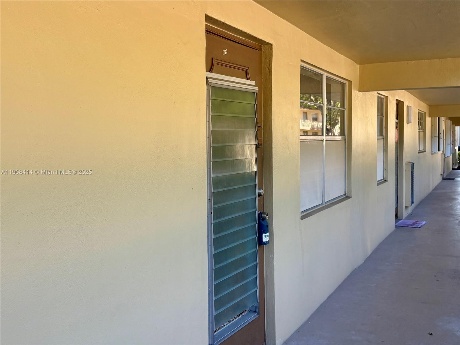 ORIOLE GARDENS THREE 90 C - Residential