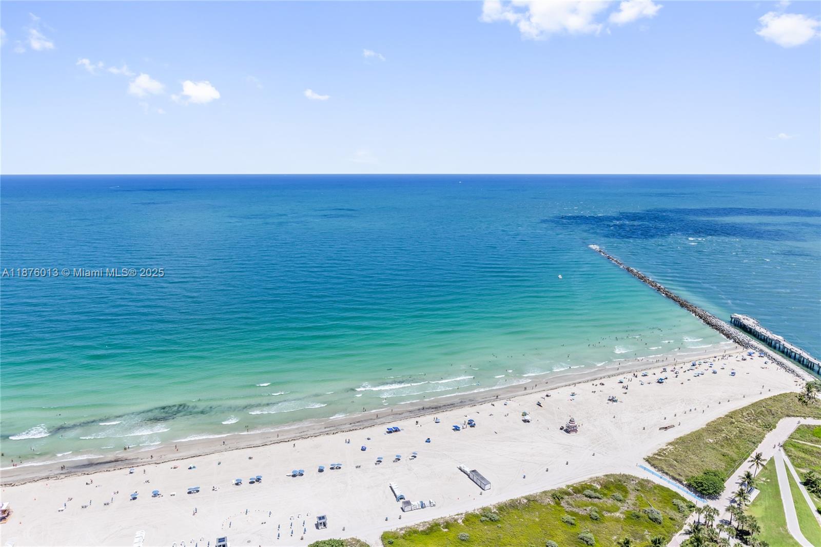 CONTINUUM ON SOUTH BEACH - Residential