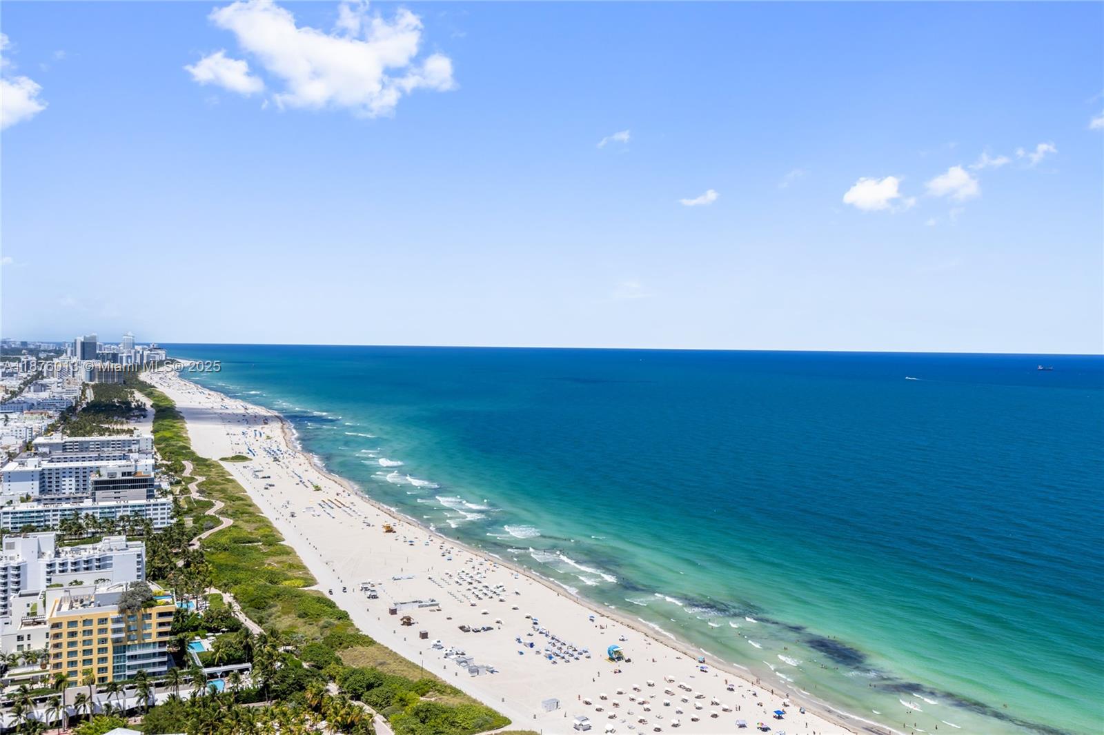 CONTINUUM ON SOUTH BEACH - Residential