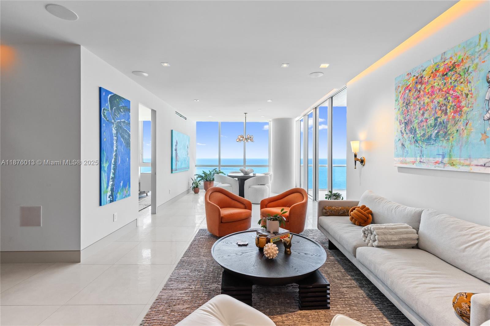 CONTINUUM ON SOUTH BEACH - Residential