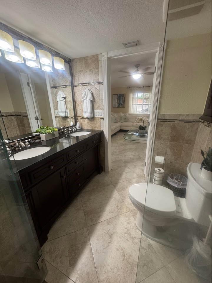 LAKE ECHO - Residential